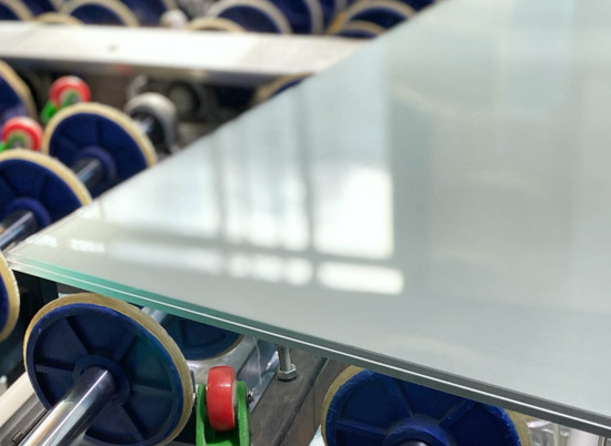 Αυστραλία Πιστοποιητικό Πρότυπο AS/NZS 2208: 1996 Πιστοποιητικό CE 6,38 mm έως 13,52 mm Διαυγές και χρωματιστό στρωμένο γυαλί