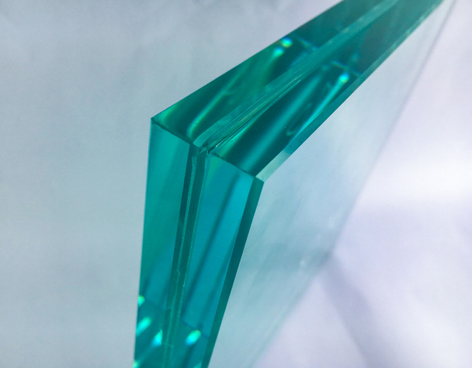 Αυστραλία Πιστοποιητικό Πρότυπο AS/NZS 2208: 1996 Πιστοποιητικό CE 6,38 mm έως 13,52 mm Διαυγές και χρωματιστό στρωμένο γυαλί